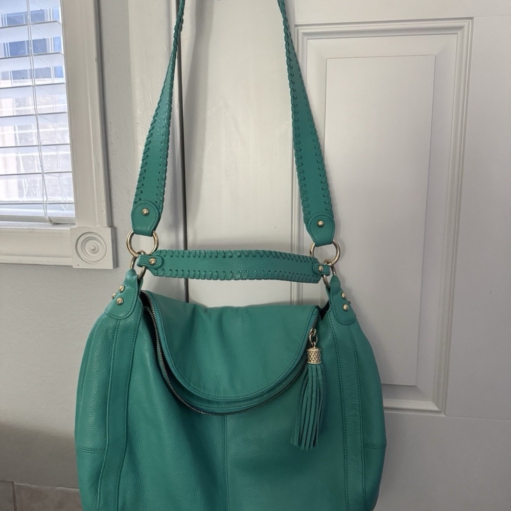 Onna Ehrilich Turquoise Shoulder Bag Pebble Leather Gold Hardware Zip Tassel - Picture 3 of 7